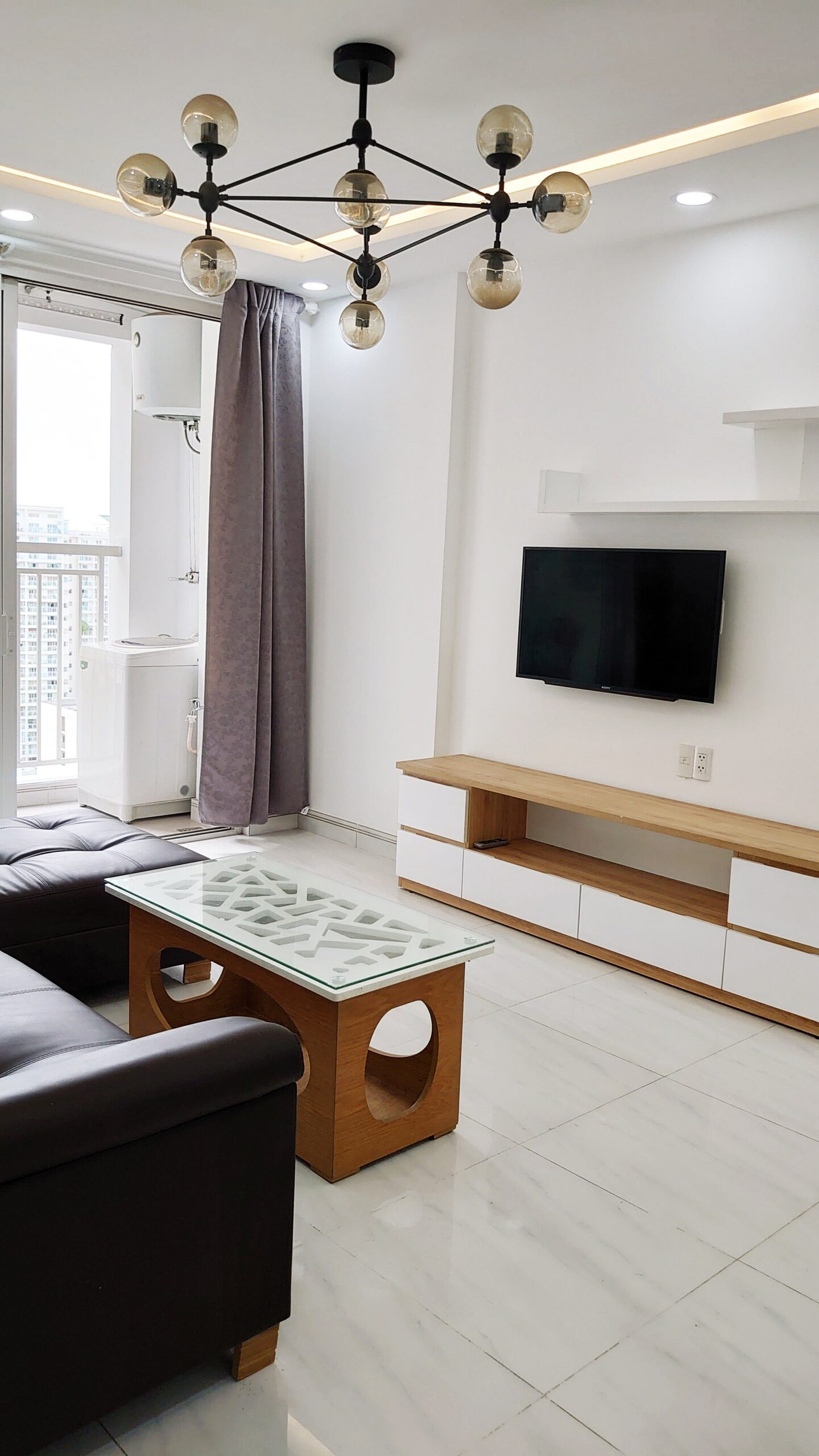 Low Floor 02 Bedrooms Furnished Apartment In The Dedge Thao Dien