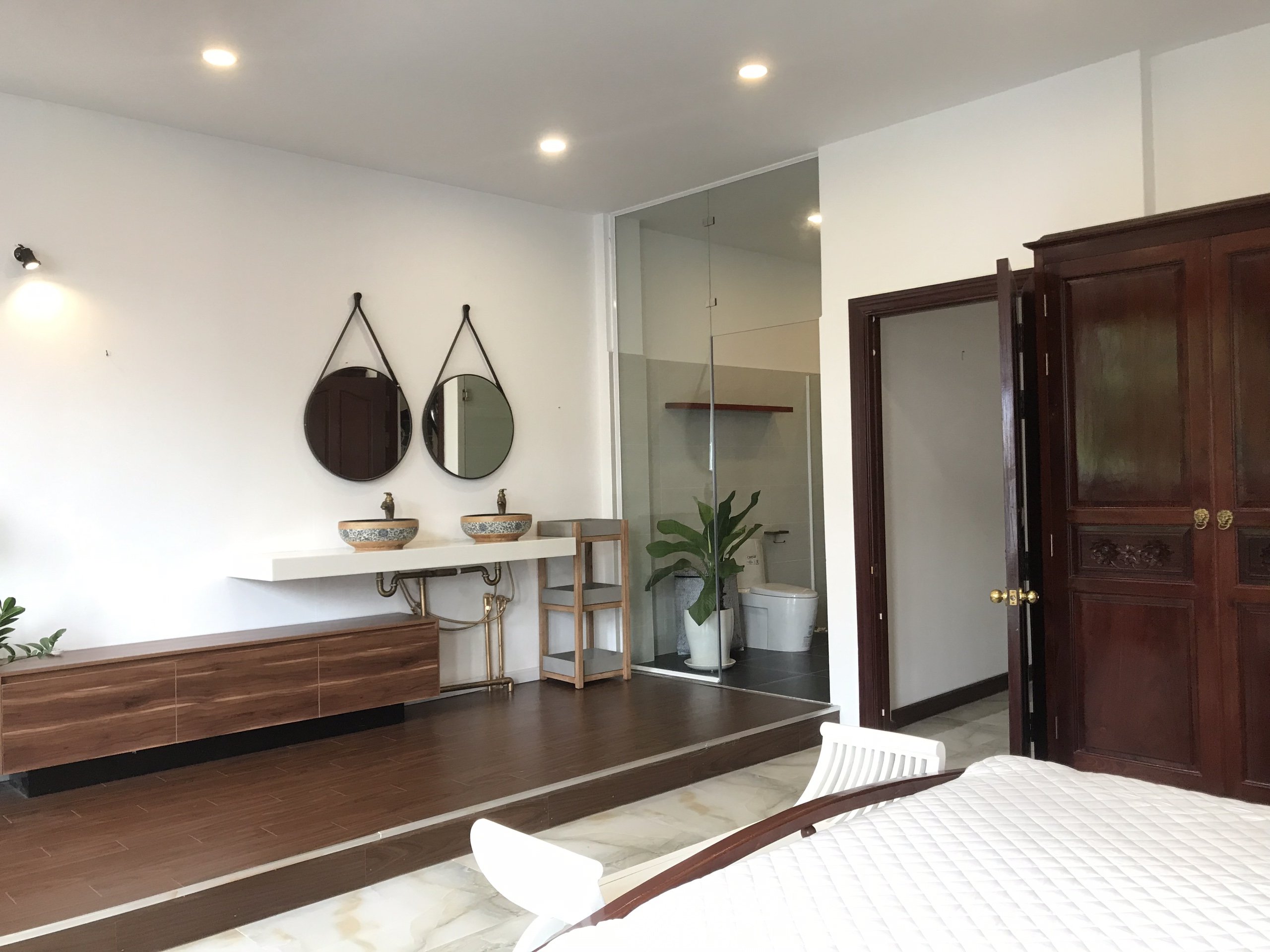 Fully Furnished 03 Beds House With Riverview Terrace