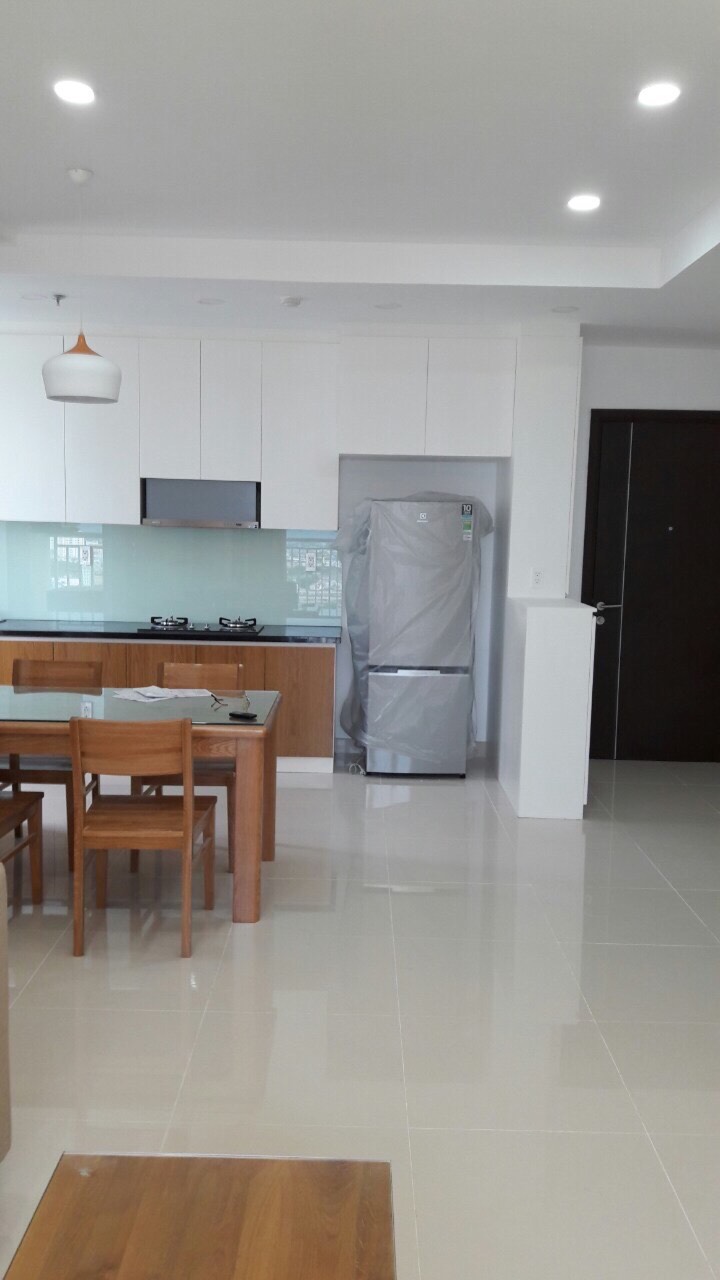 Middle Floor 03 Bedrooms Decent Style For Rent Tropic Garden