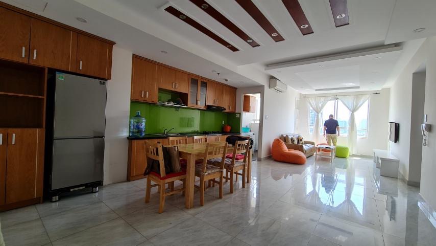 Tropic Garden 02 Bedrooms Middle Floor Fully Furnished Flat