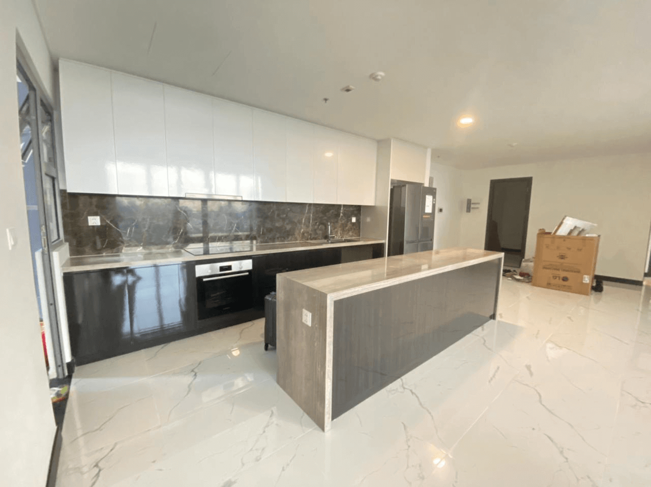 Linden 03 Bedrooms Semi Furnished For Lease