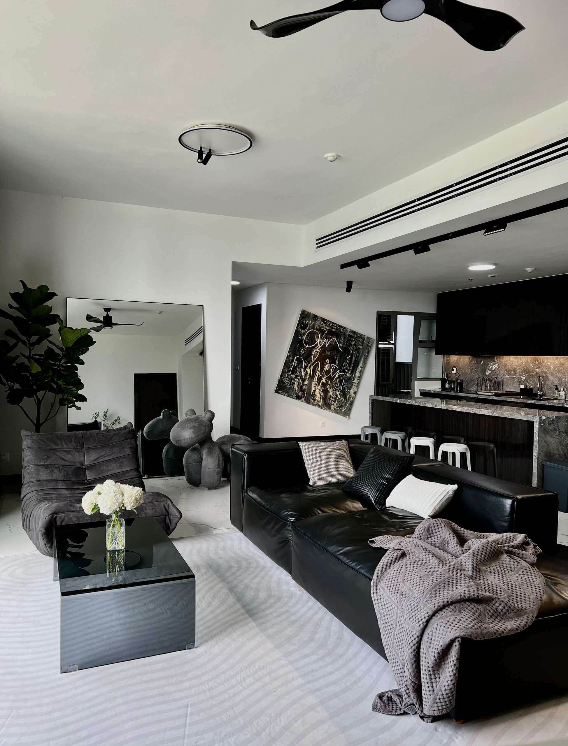 Luxurious 03 Beds Newly Decorated 03 Bedrooms Empire City