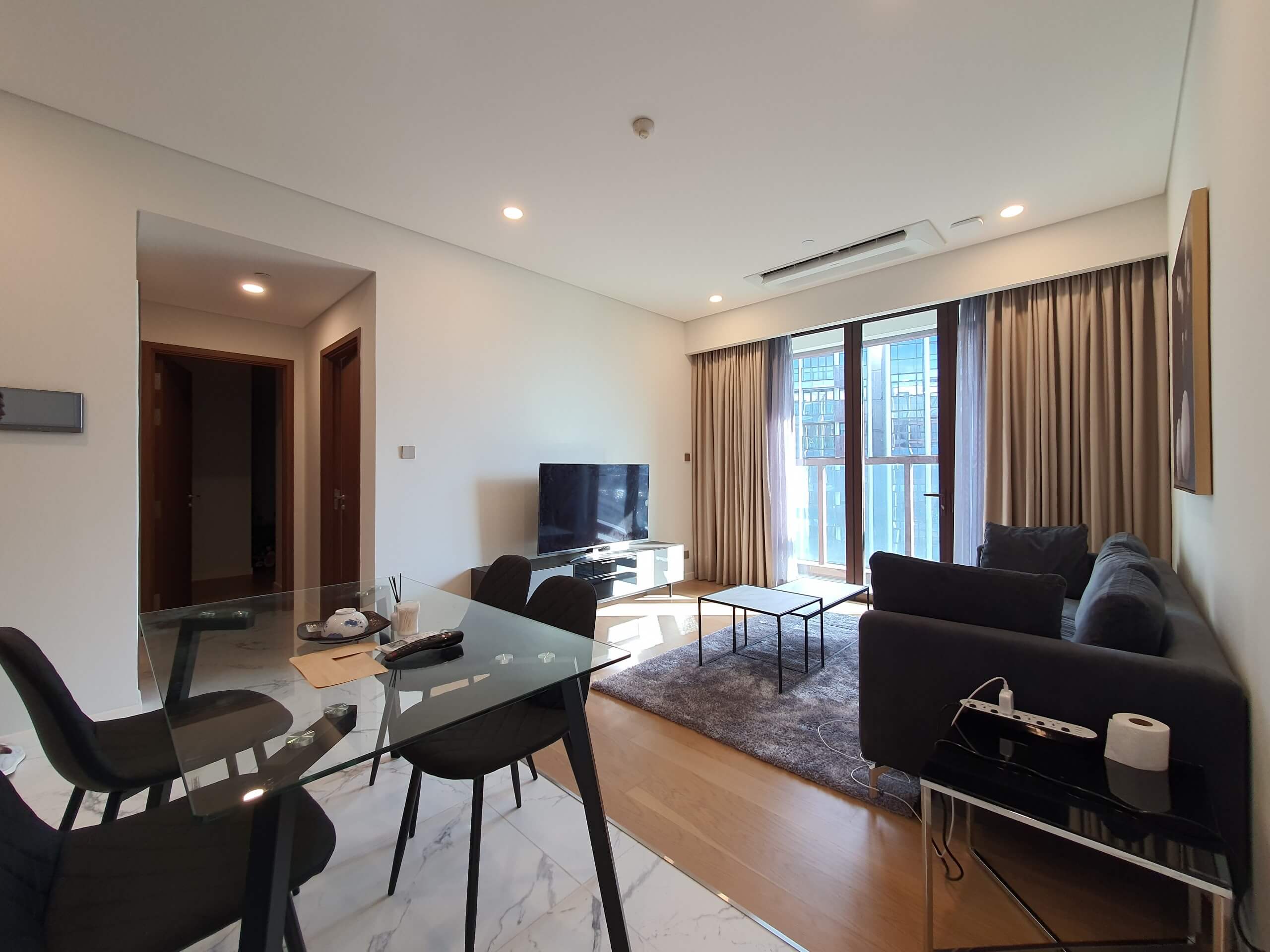 Metropole Thu Thiem Cozy 02 Bedrooms Unit