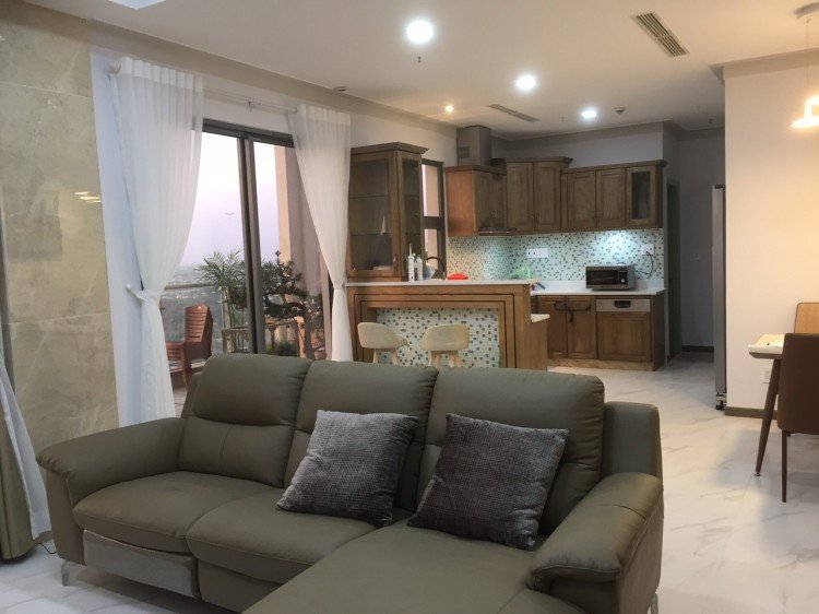 Penthouse Masteri Thao Dien Large Courtyard