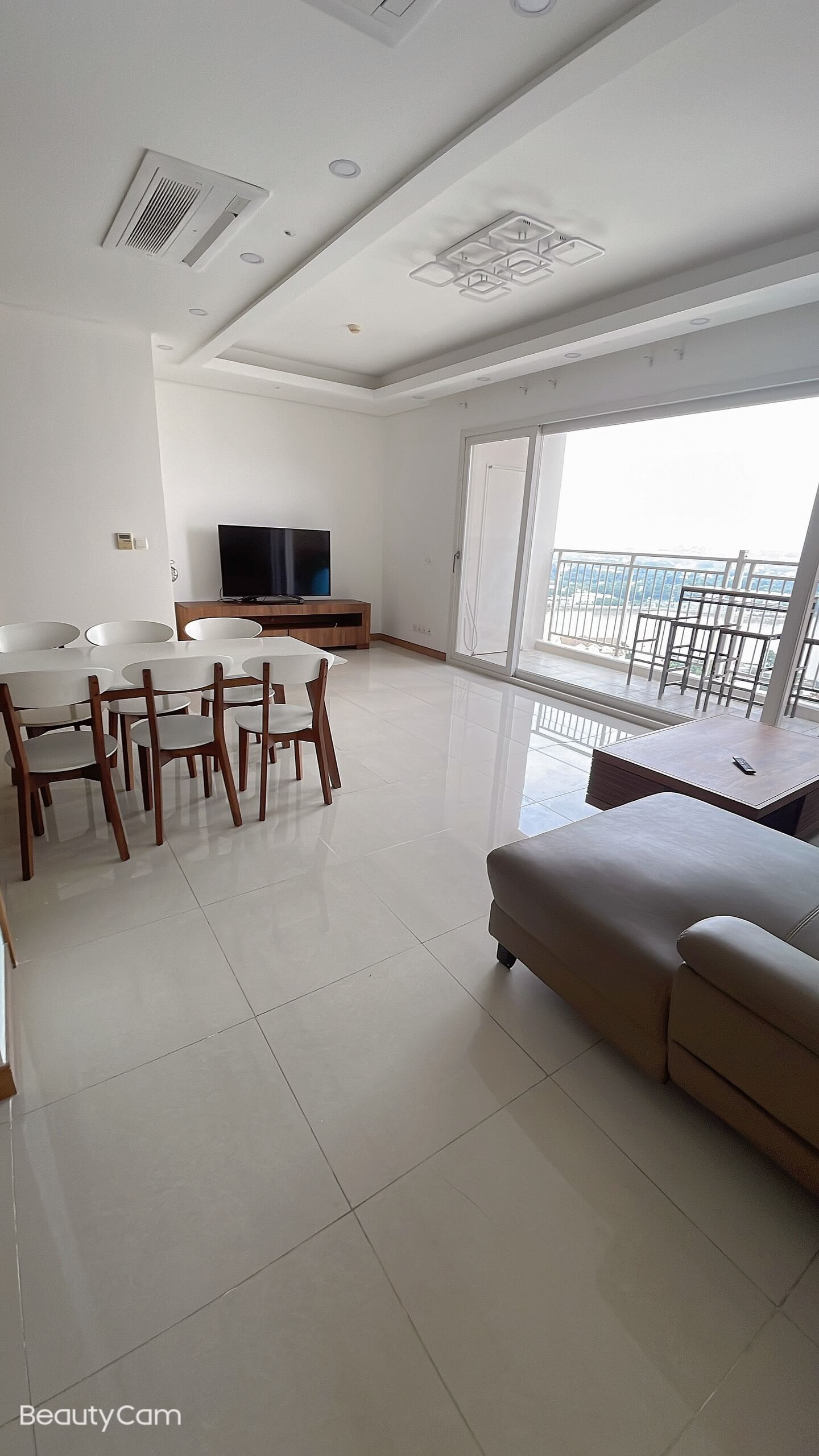 Xii 145 Sqm Elegant Furnished Apartment For Rent