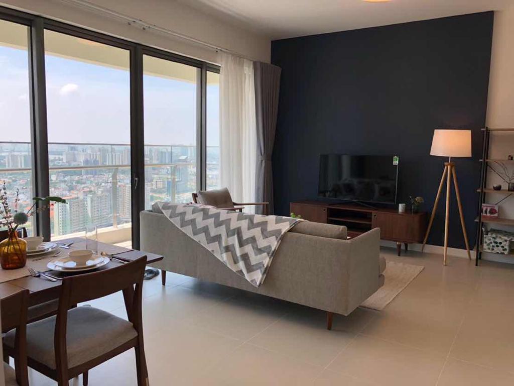 02 Bedrooms High Floor In Gateway Thao Dien GW617
