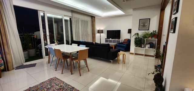 Elegant Apartment For Rent In Xii Riverview XI859
