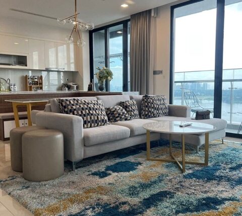 03 Beds Furnished Apartment Vinhome Golden River VG161