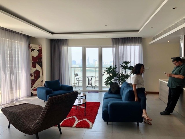 Expansive Brilliant Tower Duplex For Rent In Diamond Island DI241