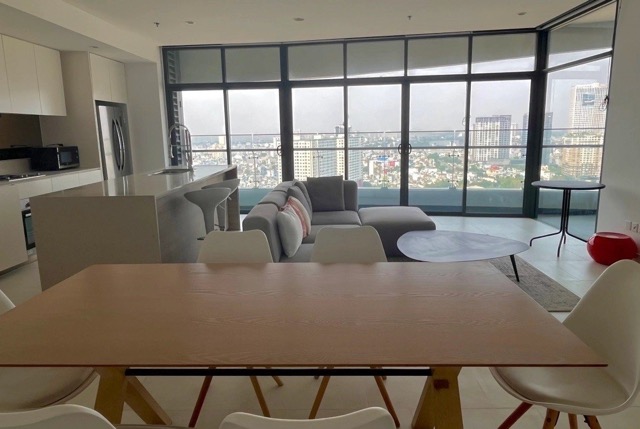 Floor To Ceiling 03 Bedrooms Apartment In City Garden For Rent