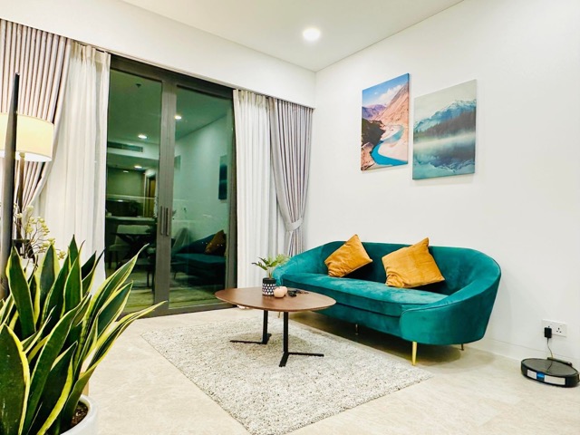 Lovely 02 Bedrooms The River Thu Thiem Apartment For Rent RT539