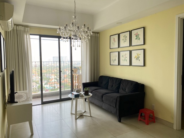 Warm Furnished Masteri Thao Dien 02 Beds Unit MD441