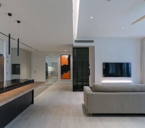 Luxury Style 03 Beds Apartment Empire City For Rent EP936