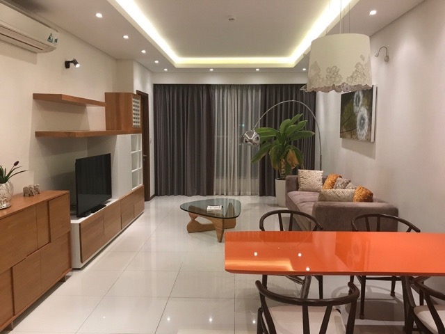 Warm 02 Bedrooms Apartment For Rent In Thao Dien Pearl TP405