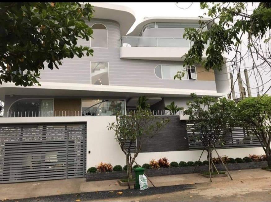 Villa In Compound Thao Dien On Riverbank