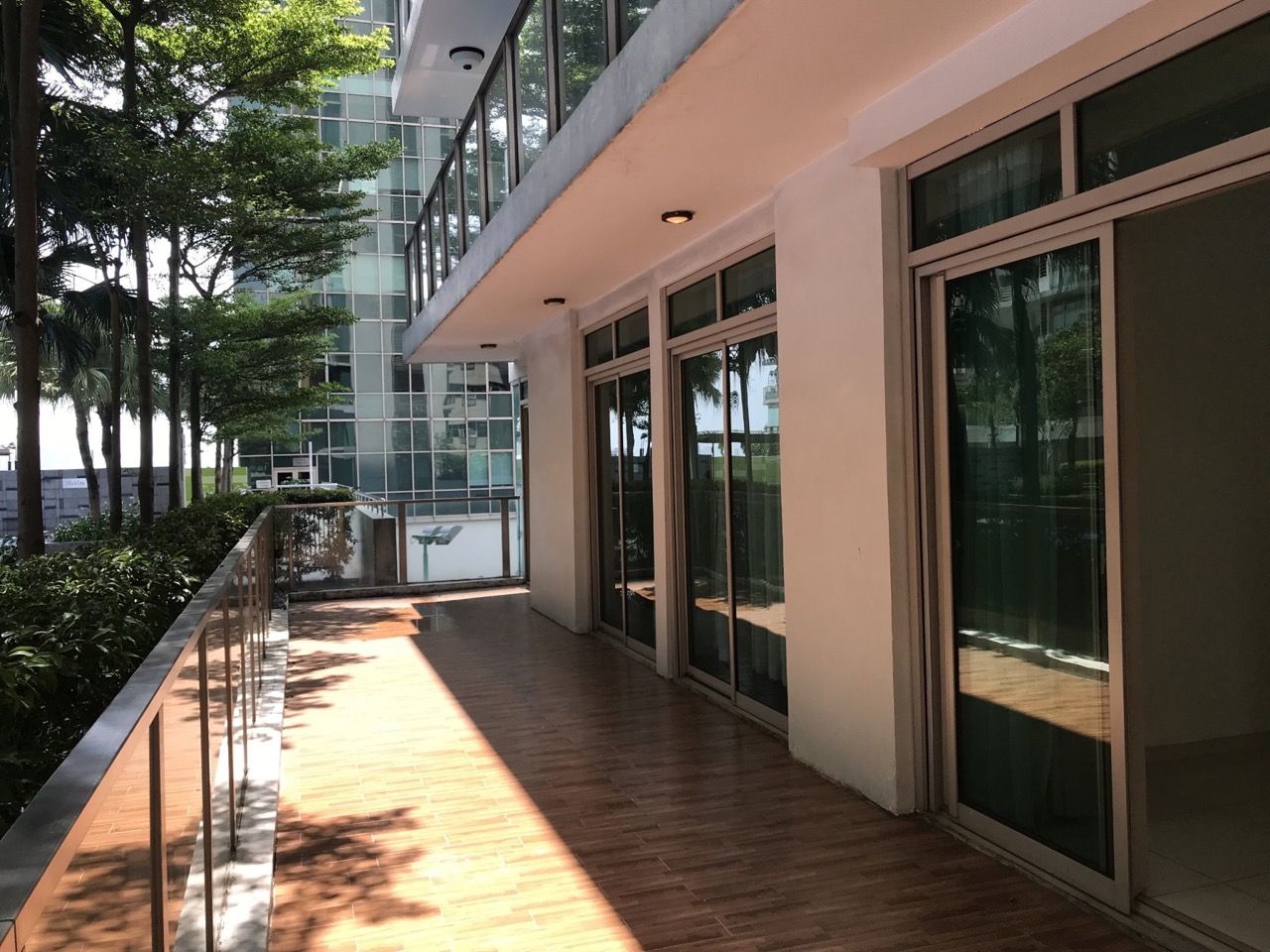 Rare 3 Bedrooms Ground Floor Huge Space For Rent