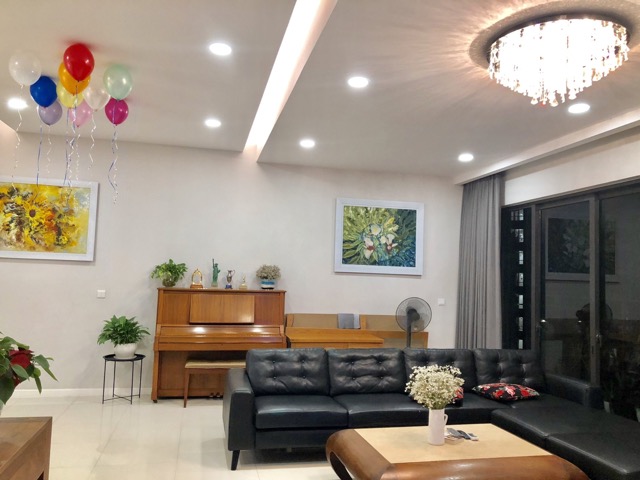 Unfurnished 03 Beds High Floor Unit Empire City For Rent EP328