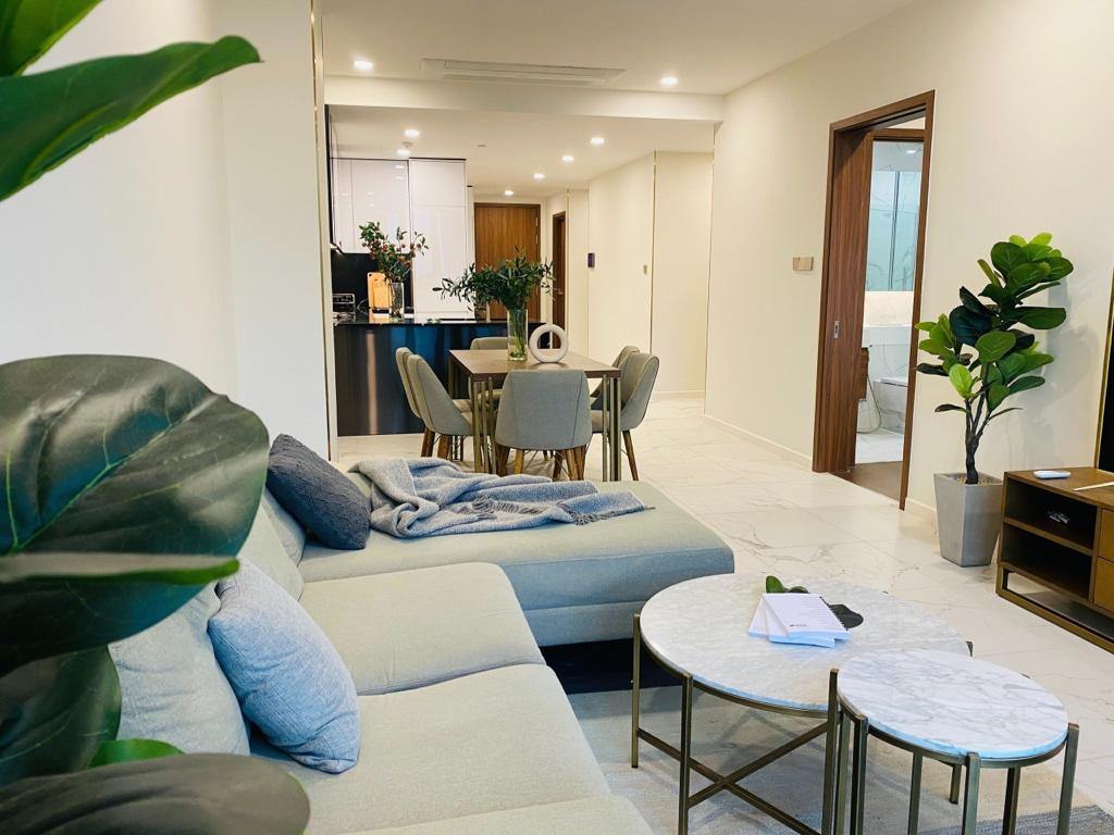 Experience Comfort & Style: 3 Bedroom Metropole Apartment, Fully Furnished