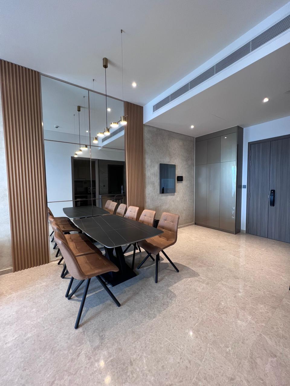 Modern Elegance: Chic 3 Bedroom Apartment With City Views The MarQ