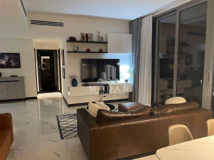 Step into Style: Fully Furnished 3 Bedroom Oasis in the Heart of the City!