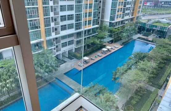 3 Bedrooms Vista Apartment For Rent, Swimming Pool View
