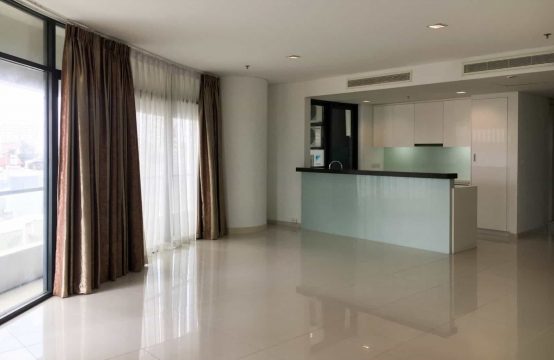 Massive 201 Sqm 3 Bedrooms Unfurnished Apartment For Rent - City Garden