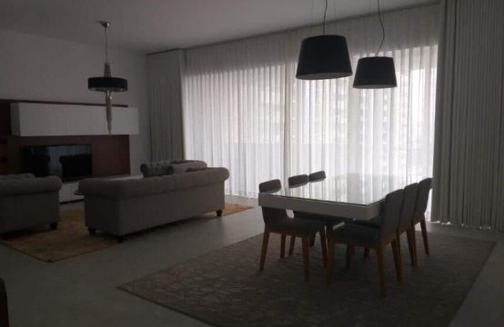 Estella 3 Beds, 171 Sqm, Basic Furniture For Rent