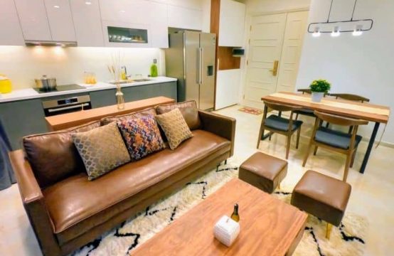 Elegant 02 Bedrooms Apartment In Vinhome Bason For Rent