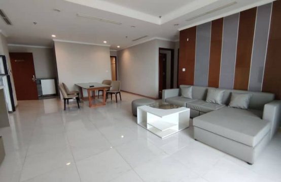 Semi-Furnished 04 Bedrooms Apartment For Rent In Vinhome Central